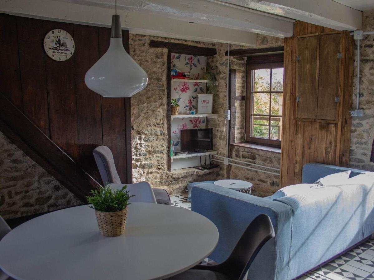 Pretty Gite With Private Pool Saint-Maurice-près-Pionsat Exterior photo